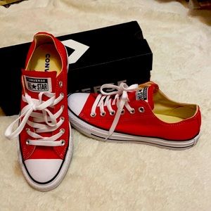 Chucks-low top-red